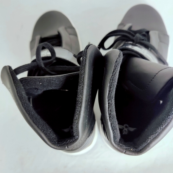 NWOT Creative Recreation Geno Hi-Top Sneaker, Black, Size 4Y - Picture 9 of 11